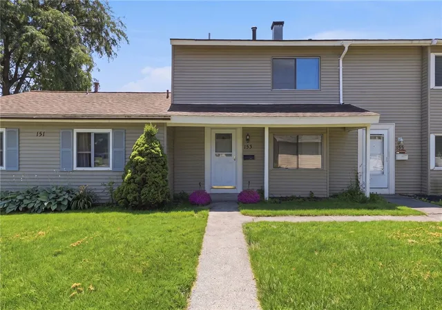 1st image of 153 Windsorshire Dr, Rochester, NY 14624 | MLS# R1698438