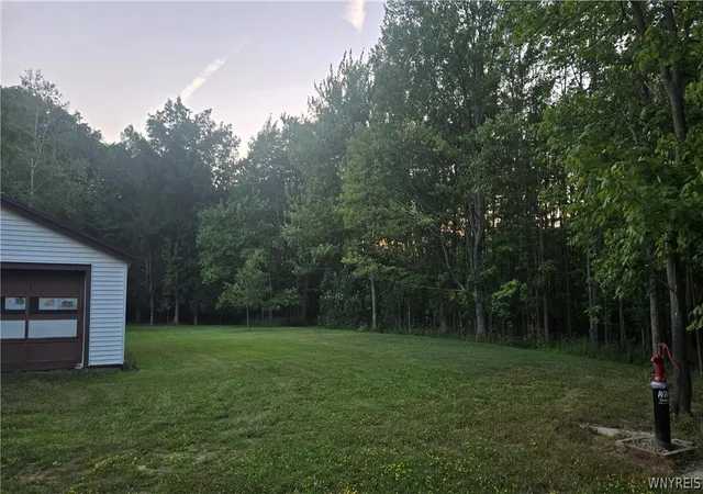 2nd image of 6194 Chestnut Ridge Rd, Orchard Park, NY 14127 | MLS# B1698509