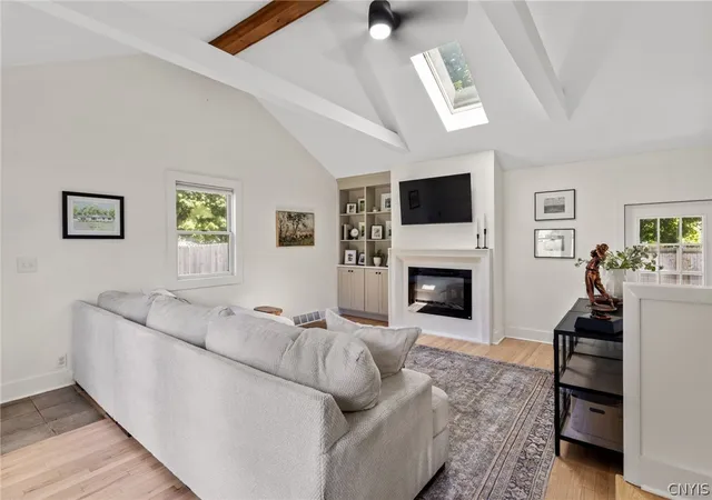 Photo 4 of Sale Pending at 313 Forsythe St, Camillus, NY 13031 | MLS# S1698067 | Listing updated on 2026-07-27