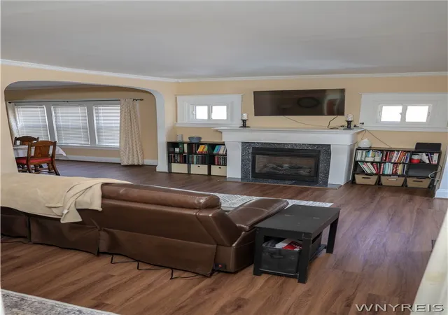 Photo 3 of Sale Pending at 68 Hedwig Ave, Buffalo, NY 14211 | MLS# B1698408 | Listing updated on 2026-07-21