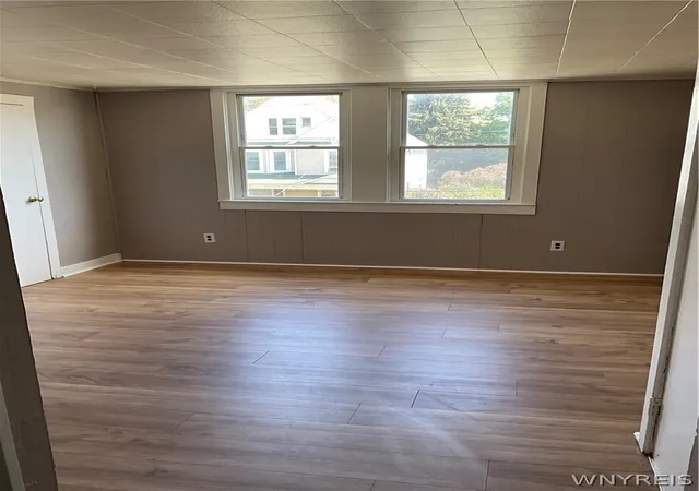 Listing Photo 3 - Condo for sale in building located at 42 Princeton Pl, Buffalo, NY 14210