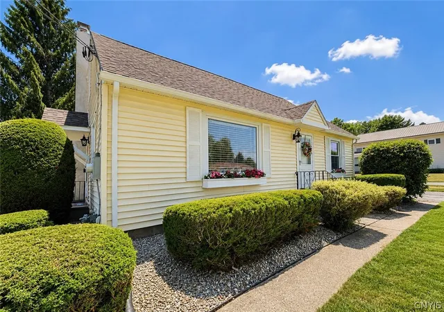 Photo 3 of Sale Pending at 1101 Jervis Ave, Rome, NY 13440 | MLS# S1698319 | Listing updated on 2026-07-29