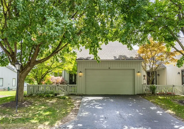 1st image of 41 Winding Creek Ln, Rochester, NY 14625 | MLS# R1698306