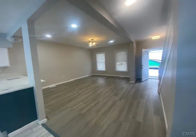 4th image of 100 Kossuth St #5, Rome, NY 13440 | MLS# S1698517