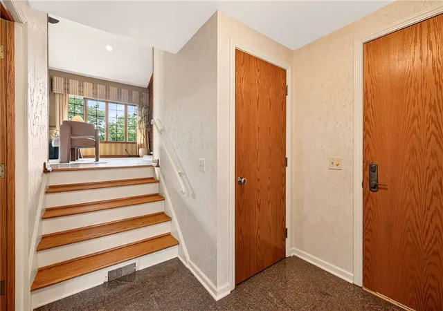 4th image of 135 Orchard Park Blvd, Rochester, NY 14609 | MLS# R1698643