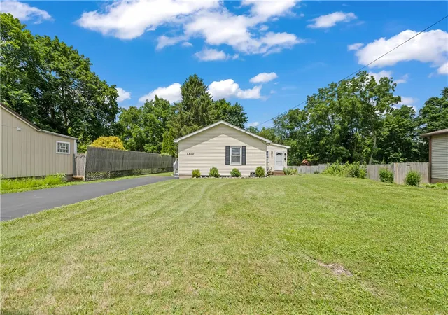Photo 2 of Single family home for sale at 1310 Penfield Ctr Rd, Penfield, NY 14526 | MLS# R1697459 | Listing updated on 2026-07-26