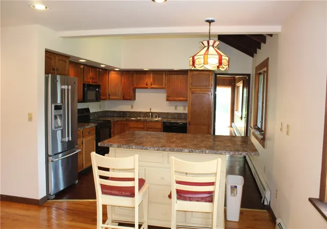 Photo 5 of Single family home for sale at 274 Crest Dr, Roxbury, NY 12474 | MLS# R1698124 | Listing updated on 2026-07-14