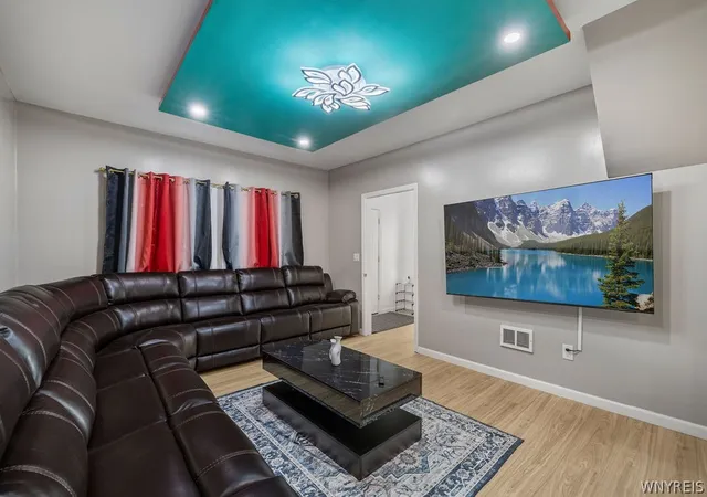 Listing Photo 5 - Condo for sale in building located at 466 4th St, Niagara Falls, NY 14301
