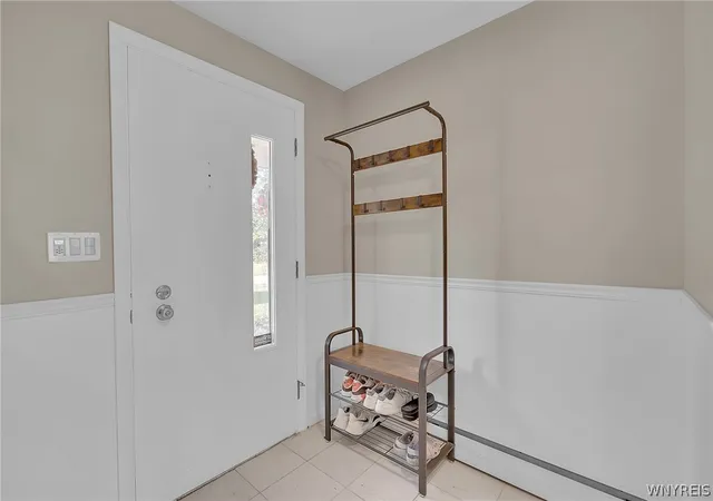 Photo 3 of Sale Pending at 9230 Valley Strm Rd, Clarence, NY 14031 | MLS# B1698442 | Listing updated on 2026-07-30