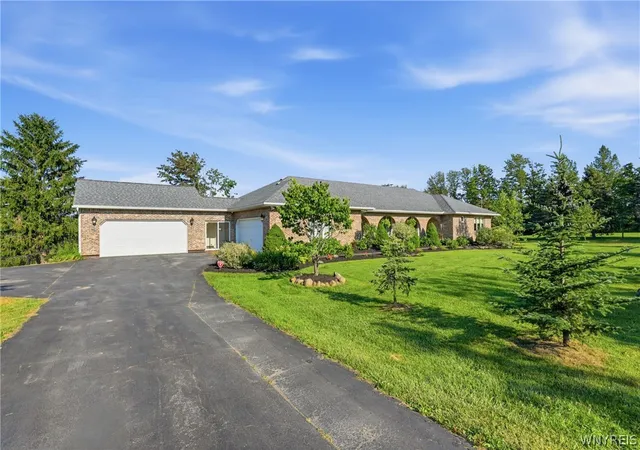 Photo 2 of Sale Pending at 565 Schad Rd, Alden, NY 14004 | MLS# B1698706 | Listing updated on 2026-07-24
