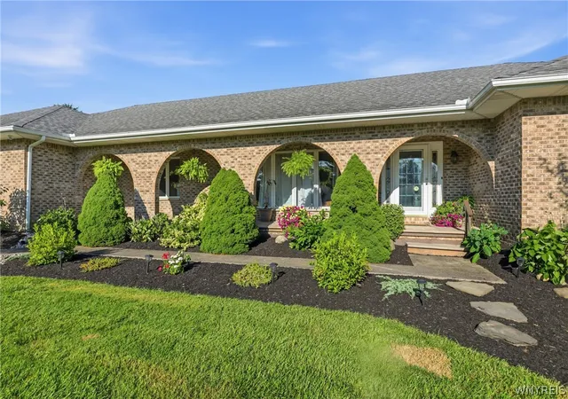 Photo 3 of Sale Pending at 565 Schad Rd, Alden, NY 14004 | MLS# B1698706 | Listing updated on 2026-07-24
