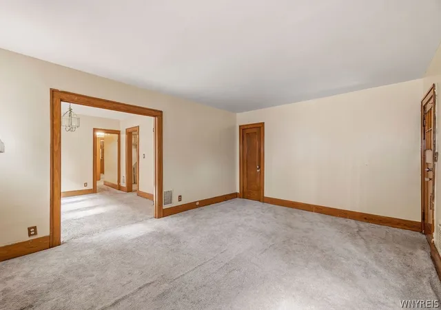 Listing Photo 5 - Condo for sale in building located at 106 Jewett Ave, Buffalo, NY 14214