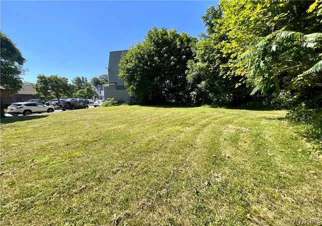3rd image of 112 Verplanck St, Buffalo, NY 14208 | MLS# B1697857