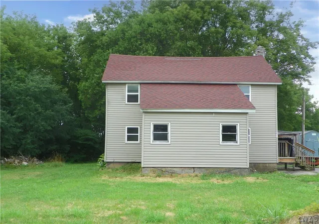 1st image of 231 Palmer St, Watertown, NY 13601 | MLS# S1698767