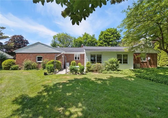 5th image of 112 Washington Rd, Pittsford, NY 14534 | MLS# R1698072
