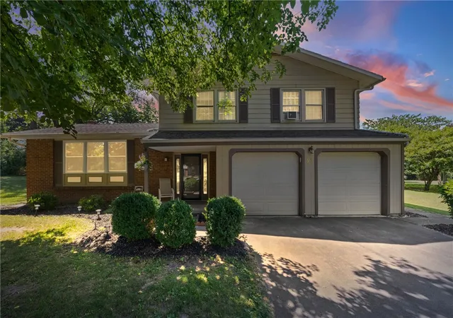 2nd image of 23 Musket Lane, Pittsford, NY 14534 | MLS# R1698745
