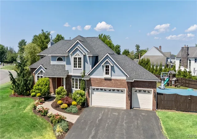 Photo 5 of Sale Pending at 7711 Foxtail Pines, Clay, NY 13090 | MLS# S1698637 | Listing updated on 2026-07-21