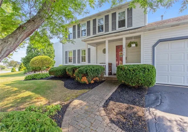 Photo 2 of Sale Pending at 4134 Metauro Dr, Liverpool, NY 13090 | MLS# S1695714 | Listing updated on 2026-07-27