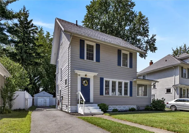 3rd image of 287 Versailles Rd, Rochester, NY 14621 | MLS# R1698311
