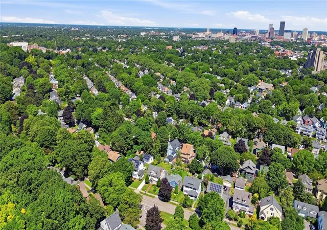 36th image of 359 Rockingham St, Rochester, NY 14620 | MLS# R1697113