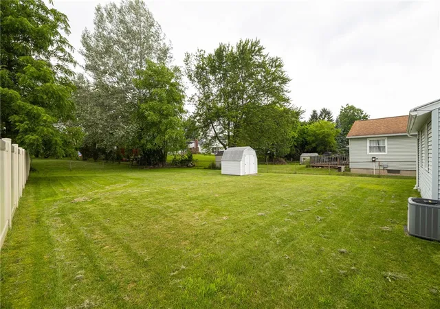 27th image of 7 Village Trl, Spencerport, NY 14559 | MLS# R1698434