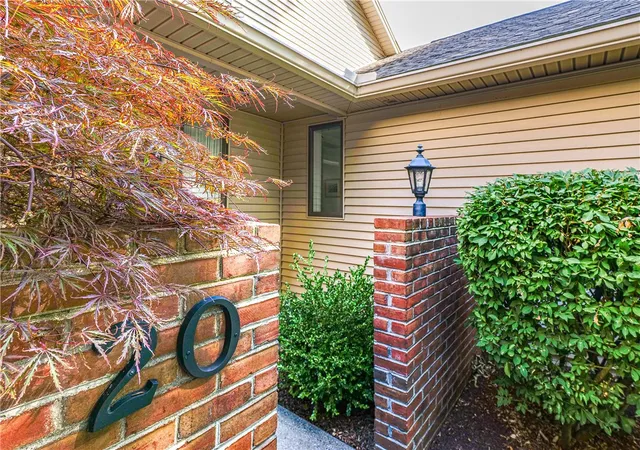 1st image of 20 Greenwood Park, Pittsford, NY 14534 | MLS# R1698580