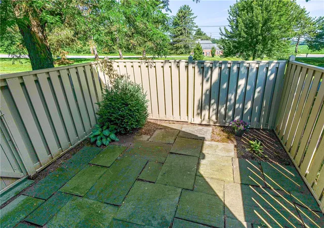 35th image of 20 Greenwood Park, Pittsford, NY 14534 | MLS# R1698580