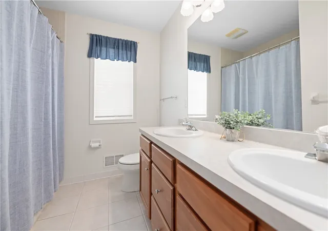 45th image of 11 Lanaray Park, Fairport, NY 14450 | MLS# R1698484
