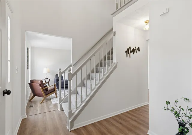 4th image of 582 Bram Hall Dr, Rochester, NY 14626 | MLS# R1698659