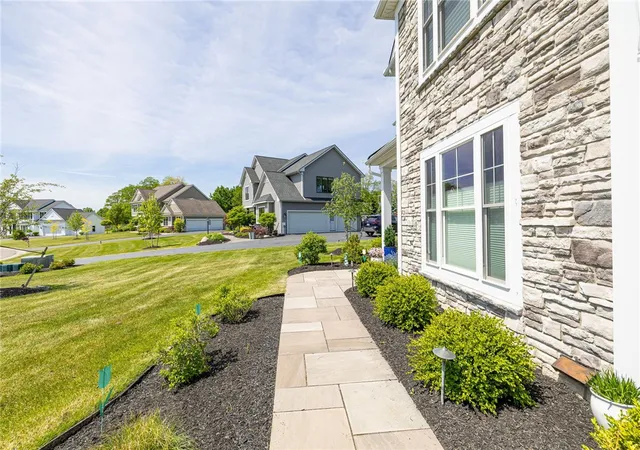 2nd image of 8 Ravenna Crescent, Pittsford, NY 14534 | MLS# R1693226