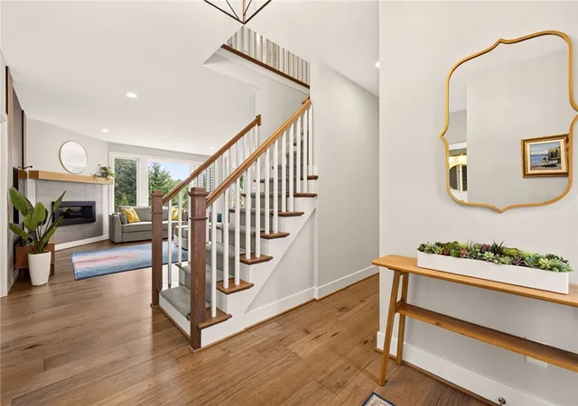 4th image of 8 Ravenna Crescent, Pittsford, NY 14534 | MLS# R1693226