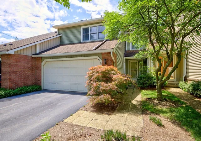2nd image of 27 Neville Ln, Rochester, NY 14618 | MLS# R1696124