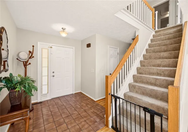 3rd image of 27 Neville Ln, Rochester, NY 14618 | MLS# R1696124