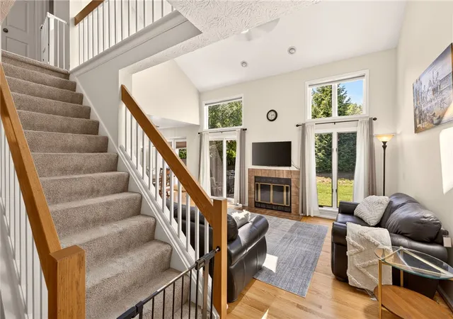 5th image of 27 Neville Ln, Rochester, NY 14618 | MLS# R1696124