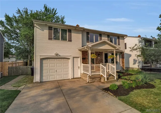2nd image of 9 Marlee Dr, Tonawanda, NY 14150 | MLS# B1698234