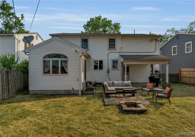 3rd image of 9 Marlee Dr, Tonawanda, NY 14150 | MLS# B1698234