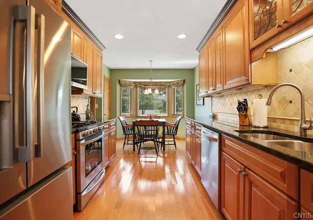 4th image of 189 Summerhaven Dr S, East Syracuse, NY 13057 | MLS# S1698826