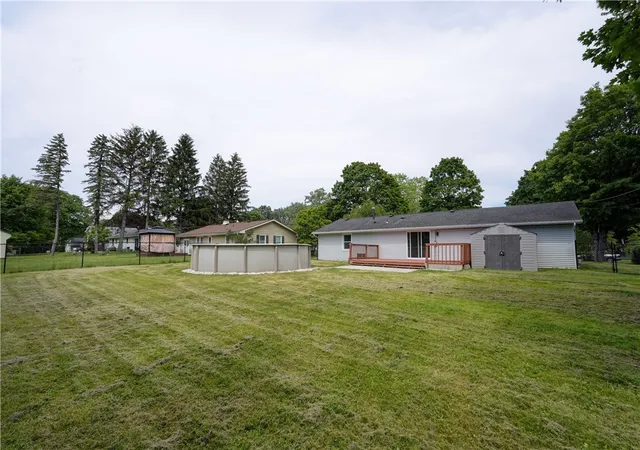 3rd image of 13 Sunridge Dr, Chili, NY 14624 | MLS# R1698482
