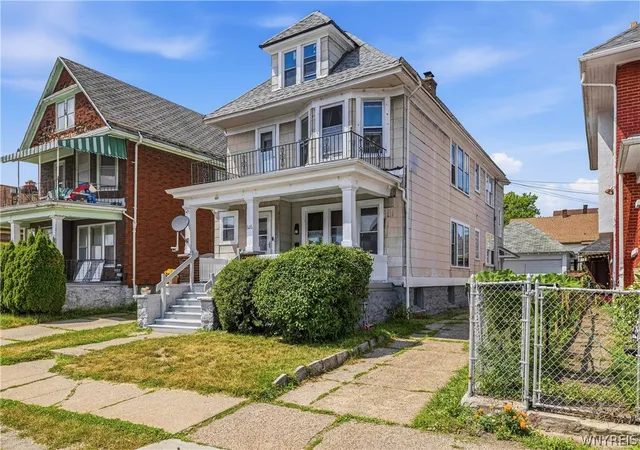 3rd image of 626 E Delavan Ave #N, Buffalo, NY 14211 | MLS# B1698763