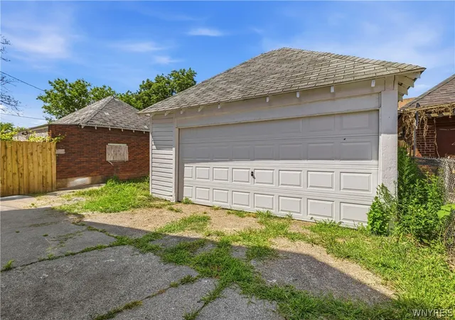 4th image of 626 E Delavan Ave #N, Buffalo, NY 14211 | MLS# B1698763