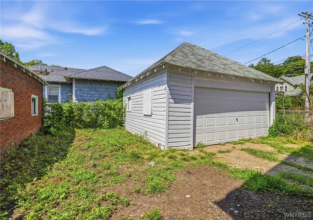 5th image of 626 E Delavan Ave #N, Buffalo, NY 14211 | MLS# B1698763