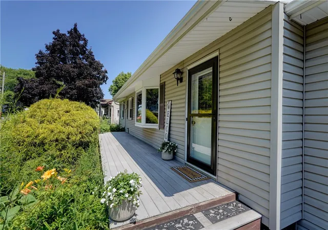2nd image of 118 Underwood Ave, Parma, NY 14468 | MLS# R1698455