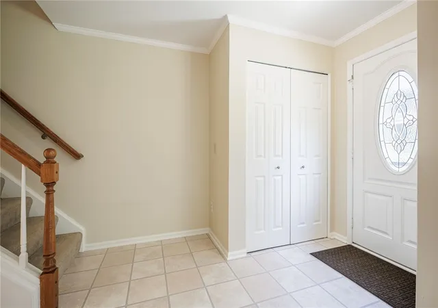 2nd image of 18 Dunbridge, Fairport, NY 14450 | MLS# R1687514