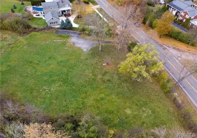 5th image of 317 Lebrun Rd, Buffalo, NY 14226 | MLS# B1698932
