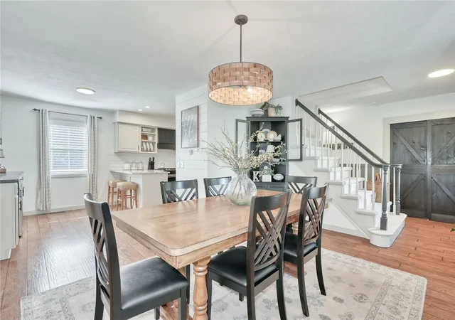 3rd image of 522 Salt Rd, Webster, NY 14580 | MLS# R1698478
