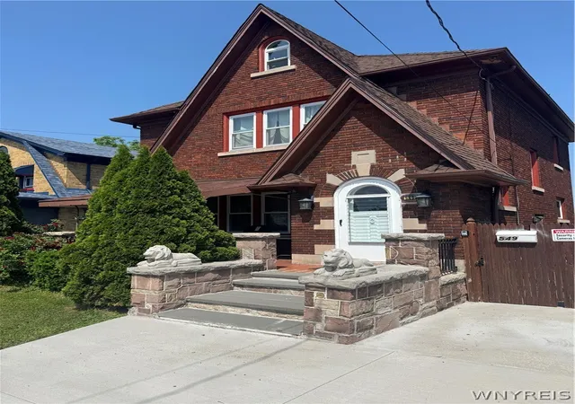 2nd image of 549 15th St, Niagara Falls, NY 14301 | MLS# B1697810