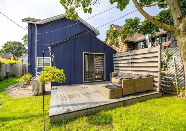 44th image of 95 Alexander St, Rochester, NY 14620 | MLS# R1698184