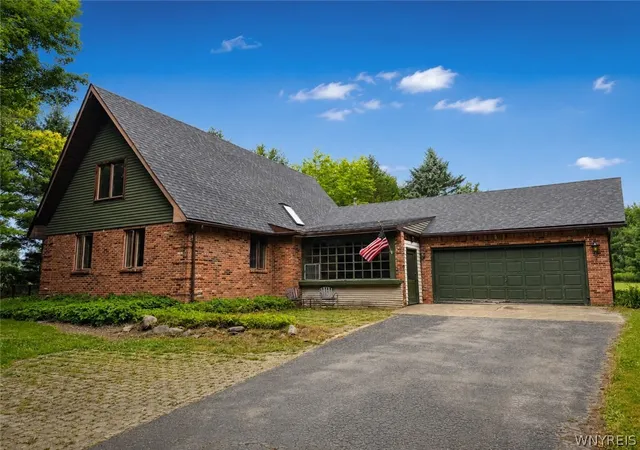 3rd image of 13220 Big Tree Rd, East Aurora, NY 14052 | MLS# B1695721