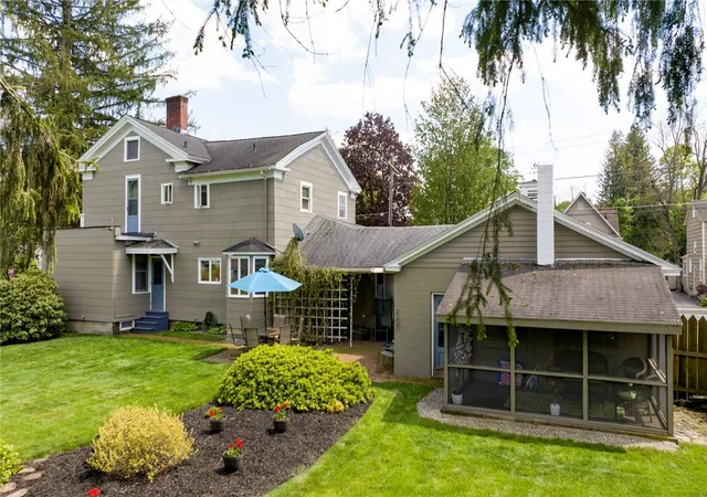 2nd image of 72 Pleasant St, Norwich, NY 13815 | MLS# R1698878