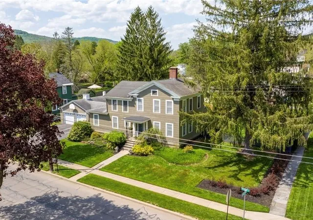 43rd image of 72 Pleasant St, Norwich, NY 13815 | MLS# R1698878